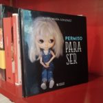 Permiso para ser en la estanteria de una libreria